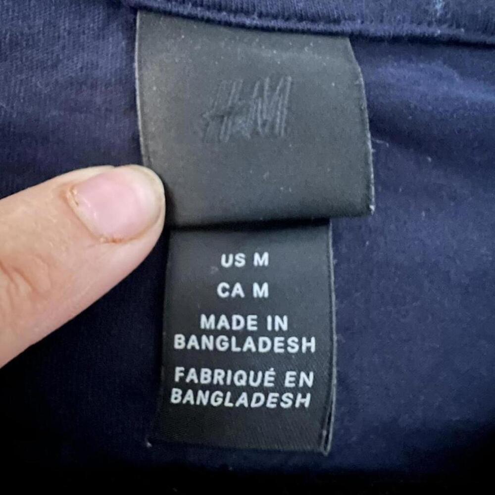 H&M Men's Black T-Shirt - Picture 2 of 2